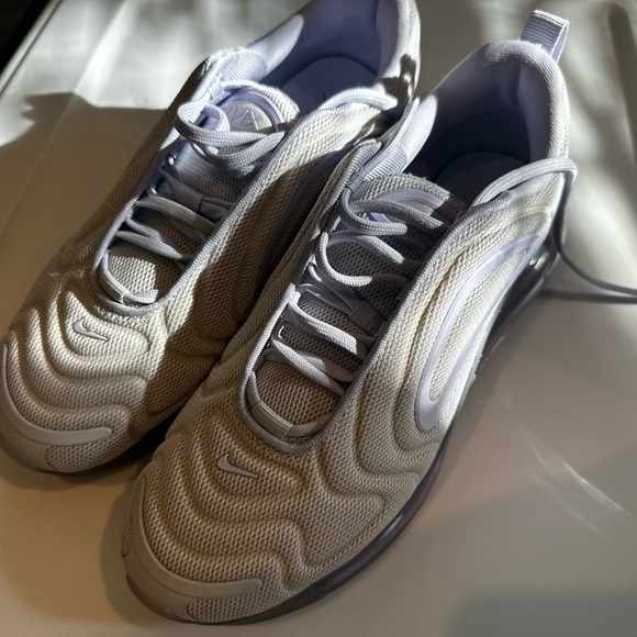 Nike Air Max White and Gray Sneakers - Picture 4 of 7